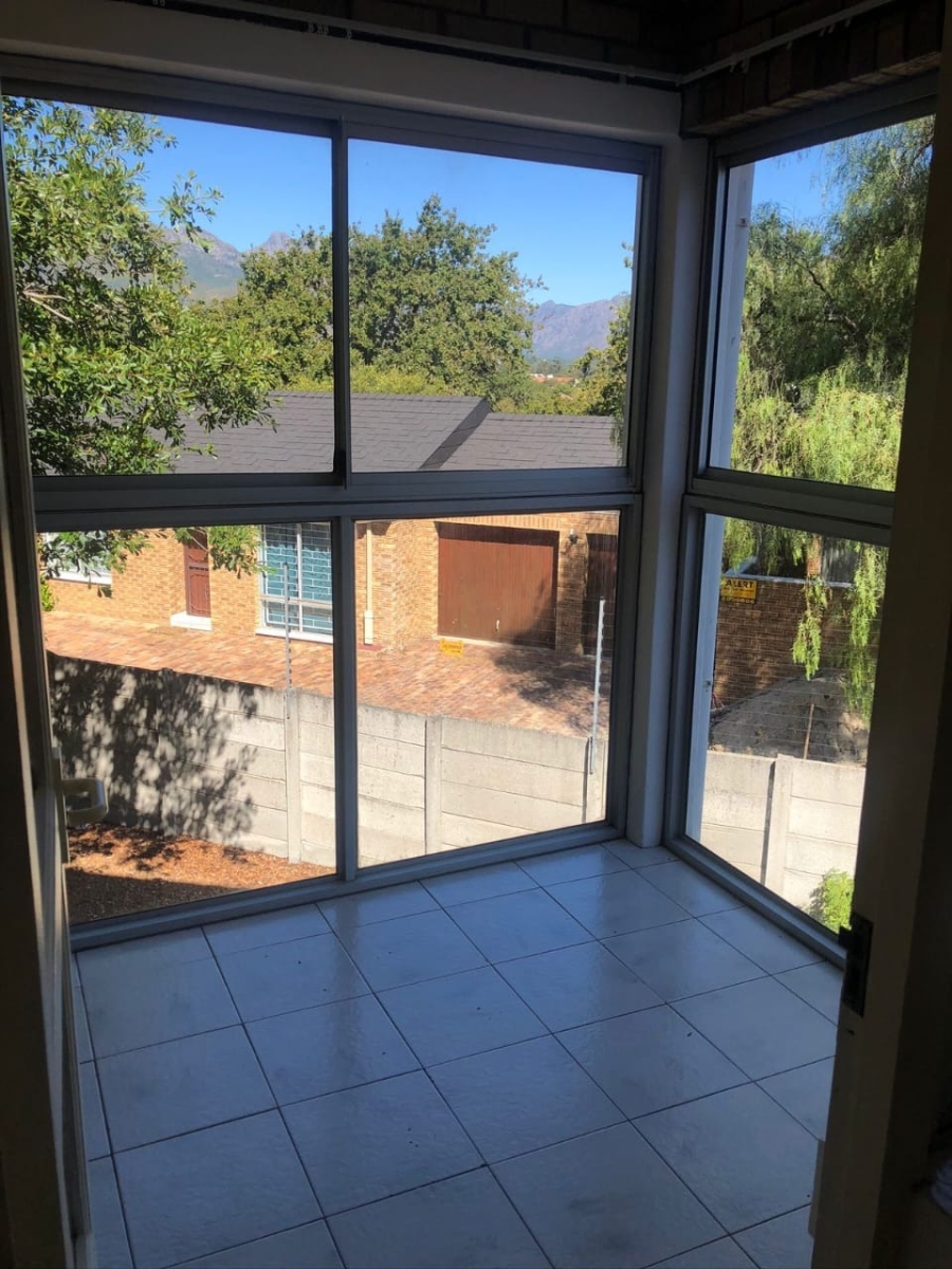 2 Bedroom Property for Sale in Stellenbosch Central Western Cape